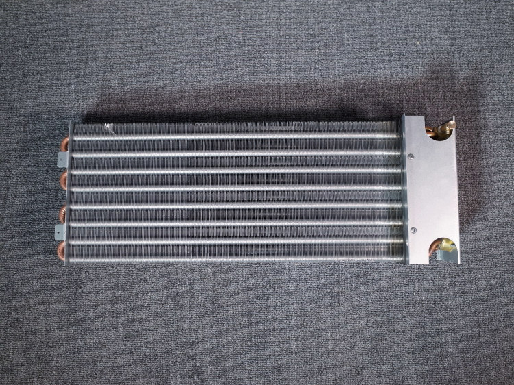 風(fēng)機(jī)盤管表冷器 臥式暗裝中央空調(diào)散熱器 風(fēng)機(jī)盤管專用銅管換熱器