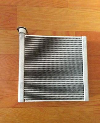 東風(fēng)日產(chǎn)-頤達(dá)空調(diào)蒸發(fā)器